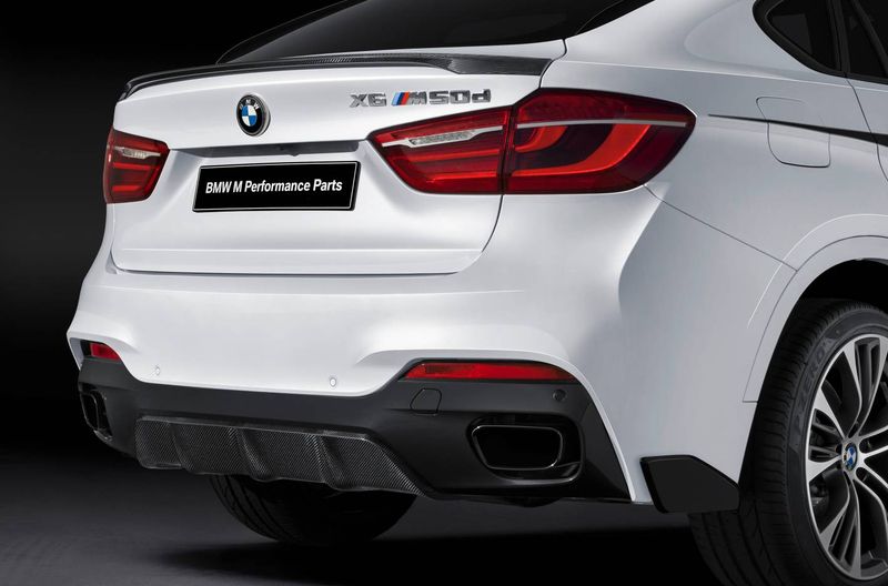 F16 - Performance style Carbon Rear Diffuser 01